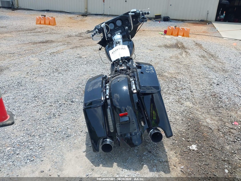 2010 Harley-davidson Flhtcu VIN 1HD1FC415AB638448 IAAI salvage auction — ROLLOVER, Salvage (Mississippi), sold $1,200 on 2026-07-31 (photo 6)