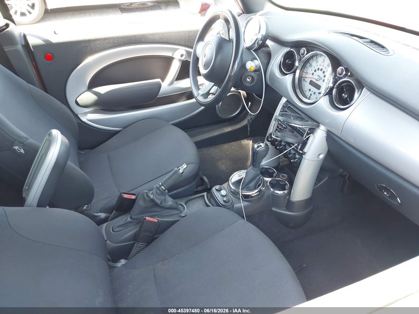 2008 Mini Cooper VIN WMWRF33538TG17983 IAAI salvage auction — FRONT END, Salvage (California), sold $50 on 2026-07-21 (photo 5)