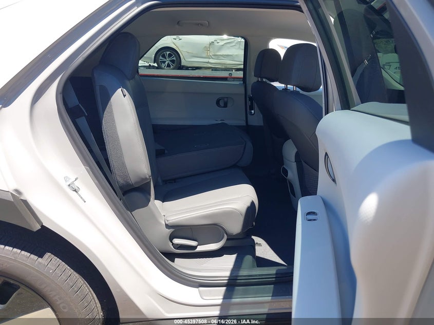 2025 Hyundai Ioniq 5 VIN 7YAKNDDC9SY005345 IAAI salvage auction — REAR END, Salvage Title, sold $15,975 on 2026-08-13 (photo 8)
