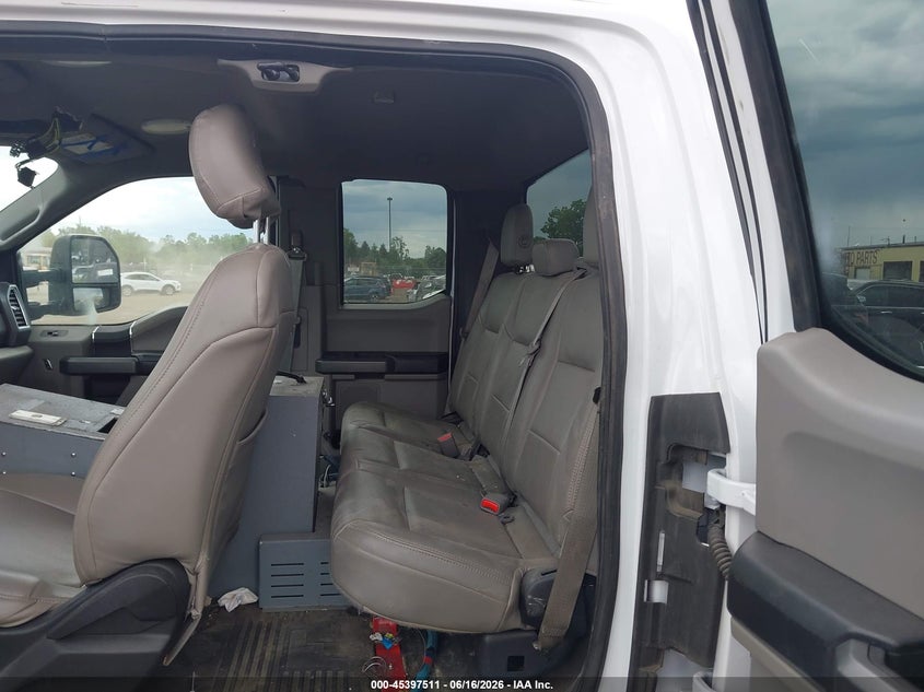 2017 Ford F-550 chassis VIN 1FD0X5HT4HEC91202 IAAI salvage auction — UNKNOWN, Clear (Michigan), sold $10,250 on 2026-07-16 (photo 7)