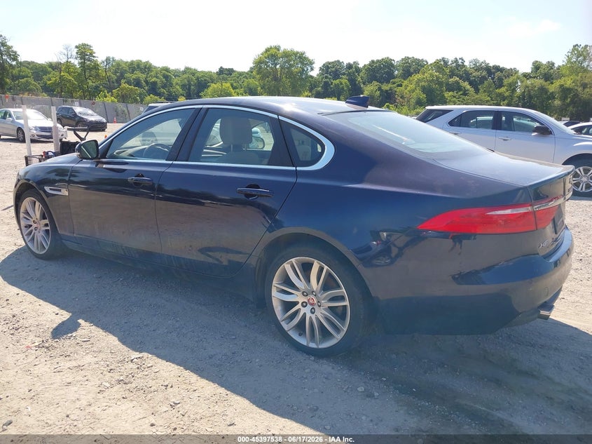 2016 Jaguar Xf VIN SAJBK4BV2GCY14924 IAAI salvage auction — NORMAL WEAR, Clear (New Jersey), sold $1,500 on 2026-07-07 (photo 3)