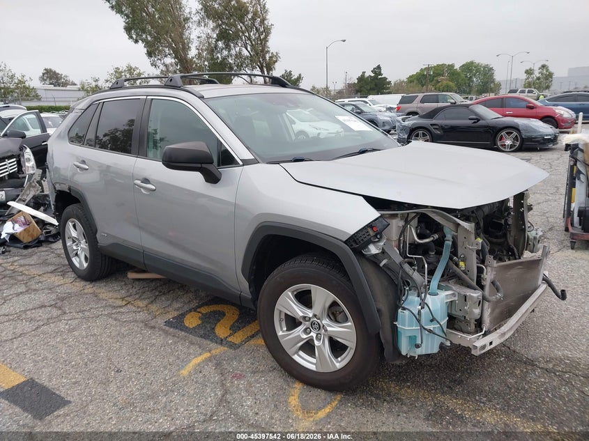 2020 Toyota Rav 4 VIN 2T3LWRFV5LW070936 IAAI salvage auction — FRONT & REAR, Salvage Title, sold $7,700 on 2026-08-22 (photo 1)