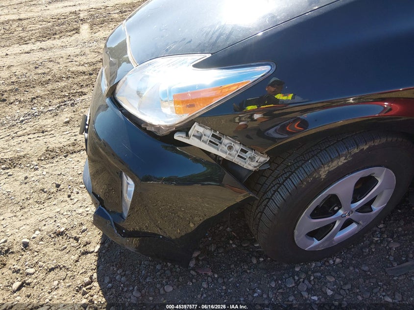 2014 Toyota Prius VIN JTDKN3DU7E0371902 IAAI salvage auction — FRONT END, Salvage Title, sold $50 on 2026-07-21 (photo 6)