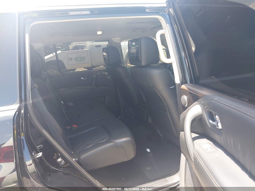 2023 Nissan Armada VIN JN8AY2CC8P9180532 IAAI salvage auction — LEFT SIDE, Salvage Title, sold $17,300 on 2026-07-18 (photo 8)