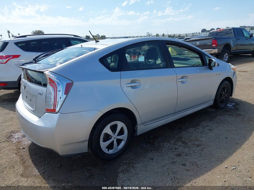 2015 Toyota Prius VIN JTDKN3DU3F0463963 IAAI salvage auction — FRONT END, Salvage (California), sold $1,250 on 2026-07-06 (photo 4)