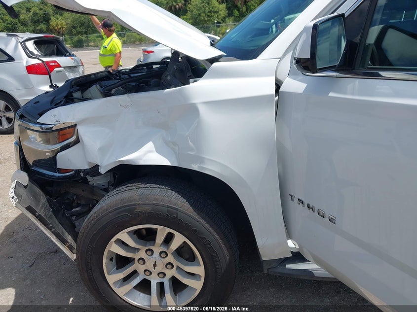 2019 Chevrolet Tahoe VIN 1GNSCBKC2KR285552 IAAI salvage auction — LEFT FRONT, Rebuildable (Florida), sold $4,450 on 2026-07-18 (photo 6)