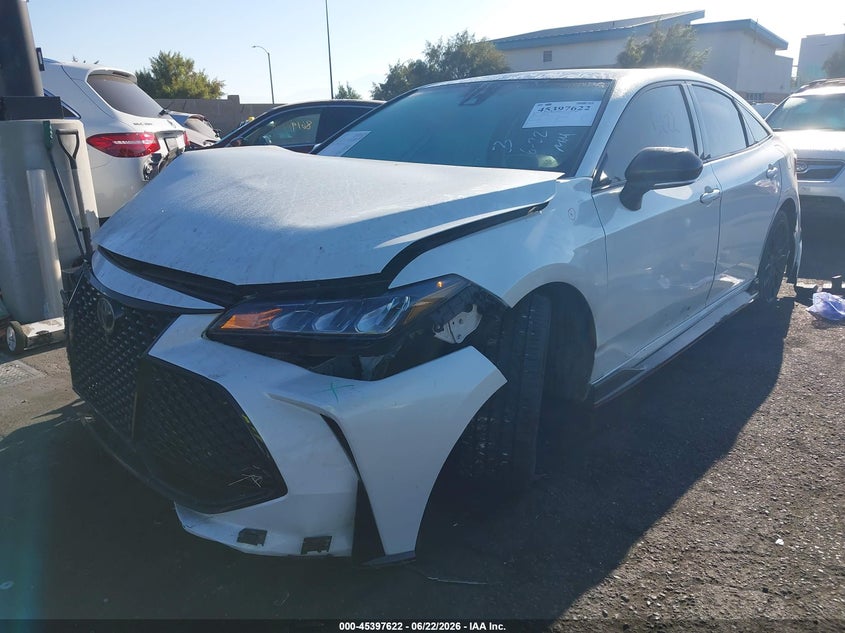 2021 Toyota Avalon VIN 4T1FZ1FB3MU056930 IAAI salvage auction — RIGHT FRONT, Salvage Title, sold $6,100 on 2026-07-10 (photo 2)