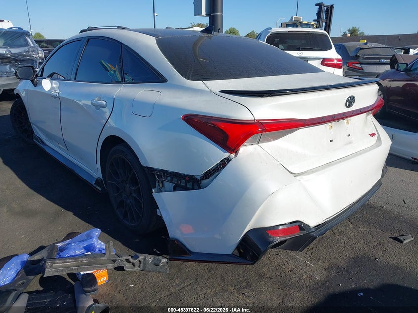 2021 Toyota Avalon VIN 4T1FZ1FB3MU056930 IAAI salvage auction — RIGHT FRONT, Salvage Title, sold $6,100 on 2026-07-10 (photo 3)