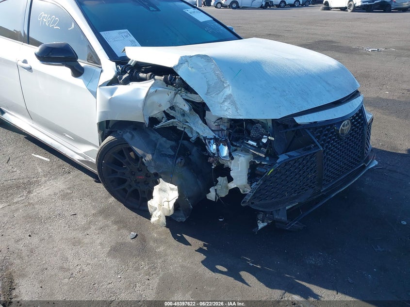 2021 Toyota Avalon VIN 4T1FZ1FB3MU056930 IAAI salvage auction — RIGHT FRONT, Salvage Title, sold $6,100 on 2026-07-10 (photo 6)