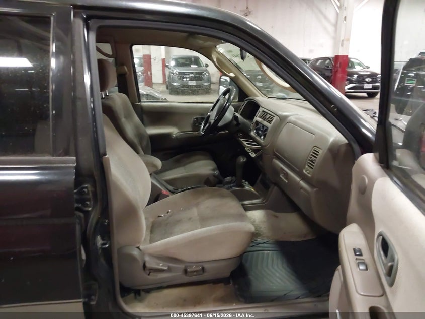 1999 Mitsubishi Montero VIN JA4MT31H3XP011830 IAAI salvage auction — NORMAL WEAR, Clear-Dealer Only (Oregon), sold $550 on 2026-07-09 (photo 5)