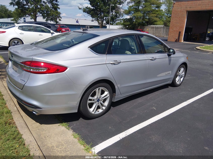 2018 Ford Fusion VIN 3FA6P0UU0JR235928 IAAI salvage auction — NORMAL WEAR, SF97 (Virginia), sold $11,050 on 2026-07-22 (photo 4)