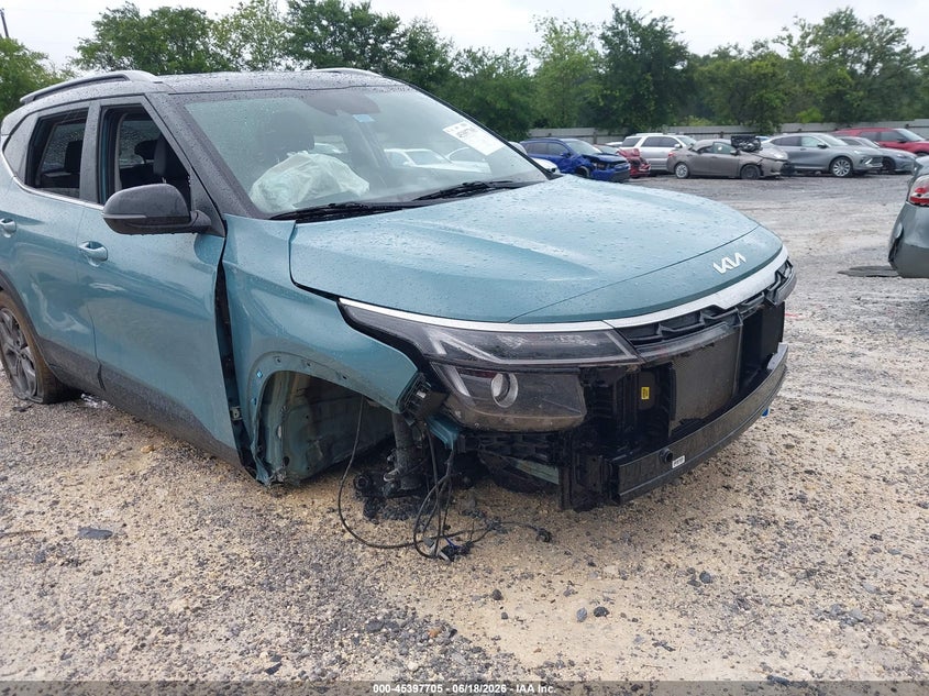 2024 Kia Seltos VIN KNDEU2AA1R7604156 IAAI salvage auction — RIGHT FRONT, Certificate Of Destruction (Florida), sold $1,850 on 2026-07-30 (photo 6)