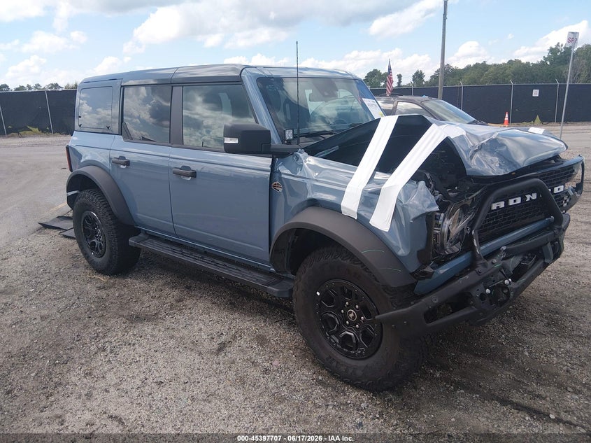 2024 Ford Bronco VIN 1FMEE2BP7RLB51938 — IAAI salvage auction photo