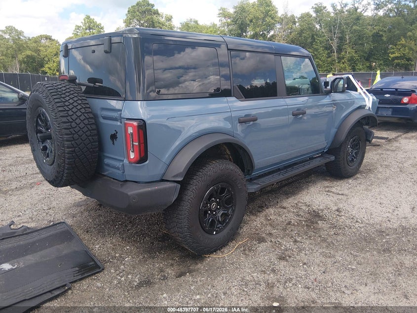 2024 Ford Bronco VIN 1FMEE2BP7RLB51938 IAAI salvage auction — RIGHT FRONT, Clear (South Carolina), sold $17,800 on 2026-07-30 (photo 4)