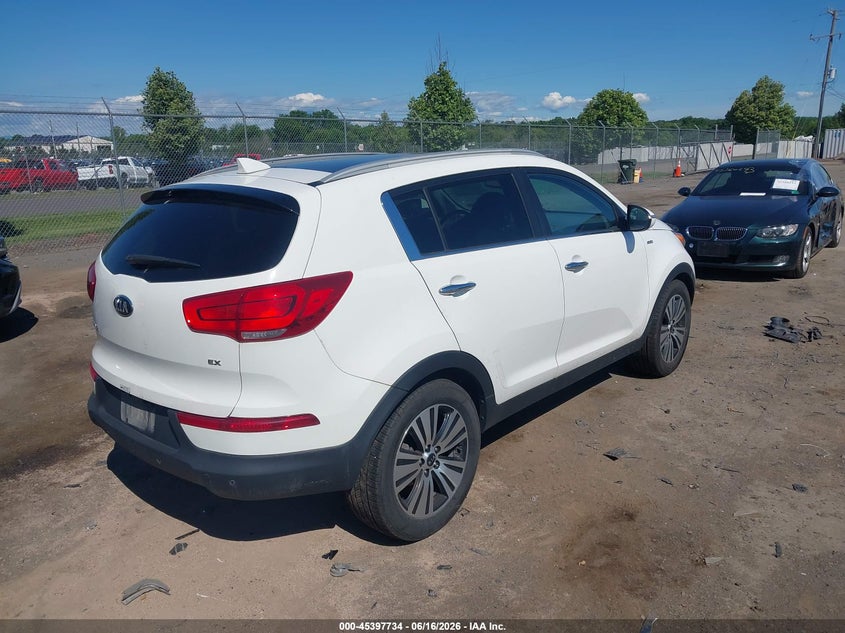2016 Kia Sportage VIN KNDPCCAC6G7862334 IAAI salvage auction — NORMAL WEAR, Clear (Virginia), sold $2,300 on 2026-07-28 (photo 4)