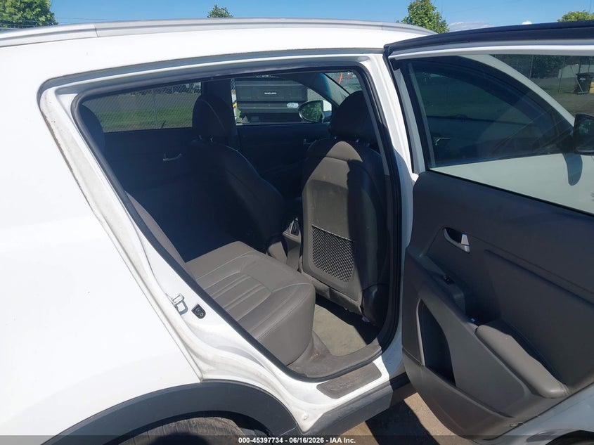 2016 Kia Sportage VIN KNDPCCAC6G7862334 IAAI salvage auction — NORMAL WEAR, Clear (Virginia), sold $2,300 on 2026-07-28 (photo 8)