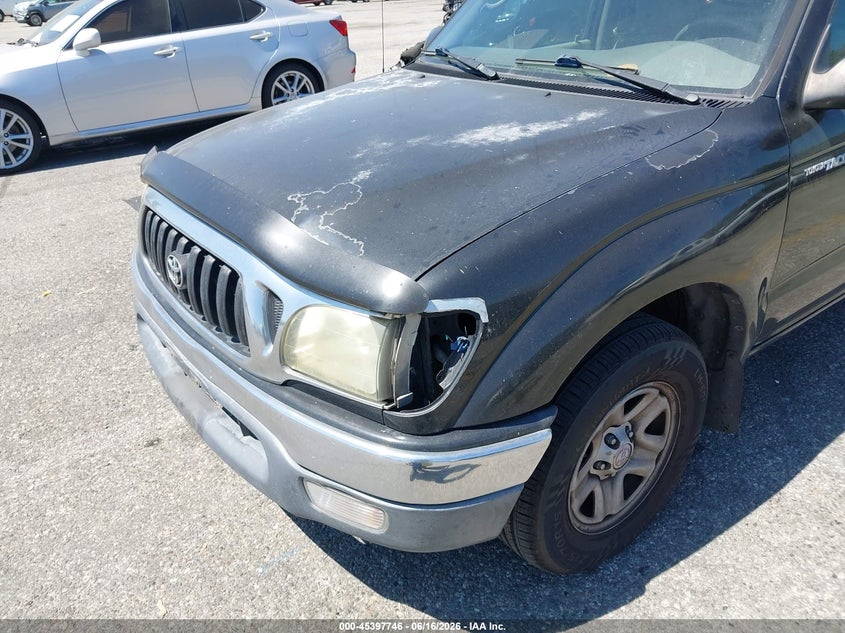 2004 Toyota Tacoma VIN 5TEVL52N64Z337636 IAAI salvage auction — FRONT & REAR, Salvage (California), sold $2,650 on 2026-07-07 (photo 6)