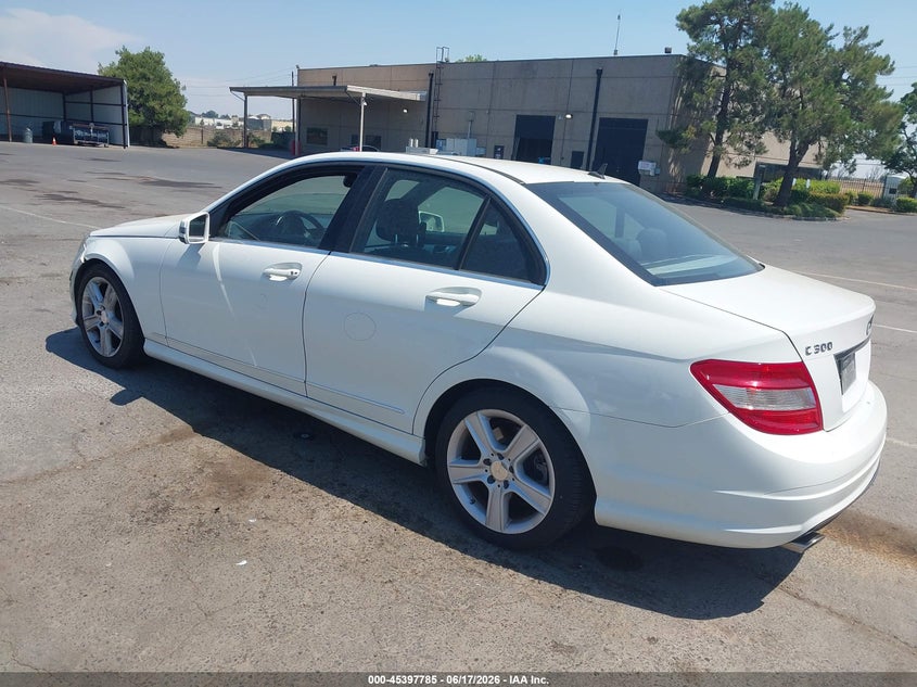 2010 Mercedes-benz C-klasse VIN WDDGF5EB5AR090642 IAAI salvage auction — LEFT FRONT, Salvage (California), sold $450 on 2026-07-11 (photo 3)