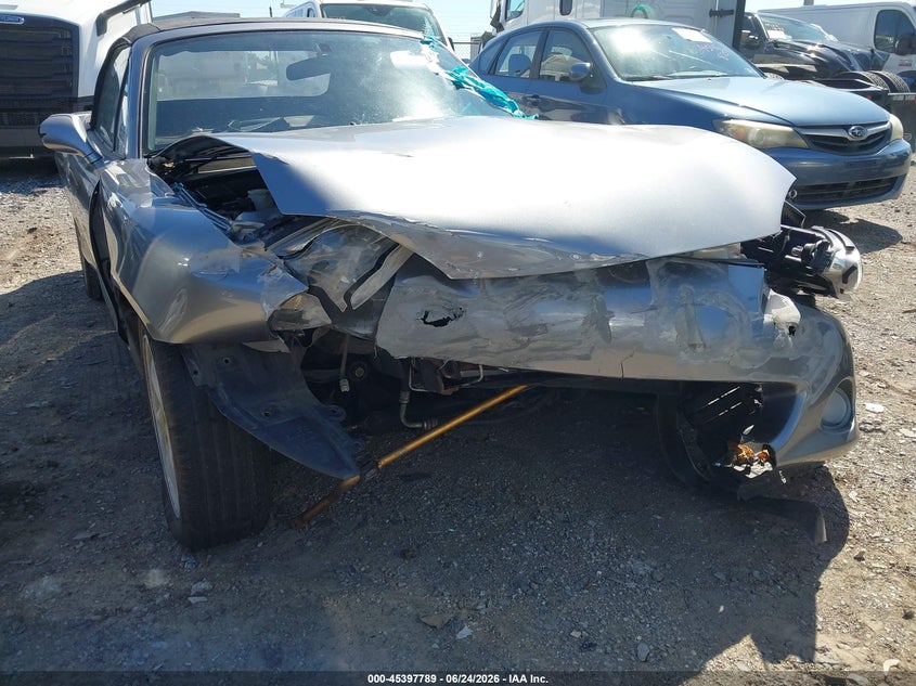 2003 Mazda Mx-5 miata VIN JM1NB353030305409 IAAI salvage auction — FRONT END, Salvage (Pennsylvania), sold $225 on 2026-07-15 (photo 6)