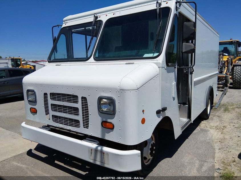 2014 Ford E-350 VIN 1FC3E3KL4EDA98280 IAAI salvage auction — NORMAL WEAR, Sf97 (North Carolina), sold $12,400 on 2026-08-10 (photo 6)