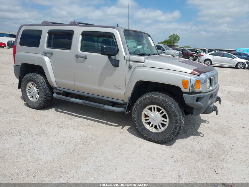 2006 Hummer H3 VIN 5GTDN136468297303 IAAI salvage auction — NORMAL WEAR, Original (Texas), sold $975 on 2026-07-09 (photo 1)