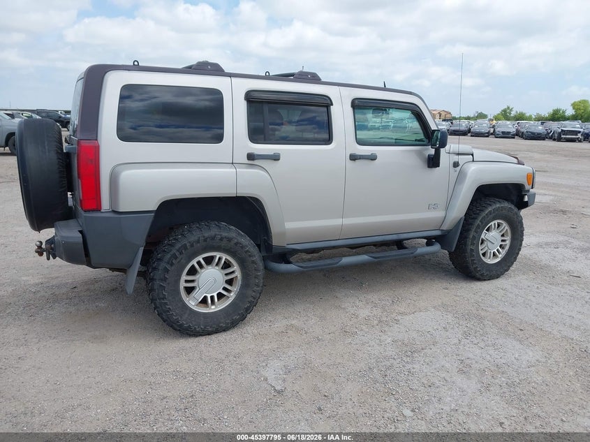 2006 Hummer H3 VIN 5GTDN136468297303 IAAI salvage auction — NORMAL WEAR, Original (Texas), sold $975 on 2026-07-09 (photo 4)