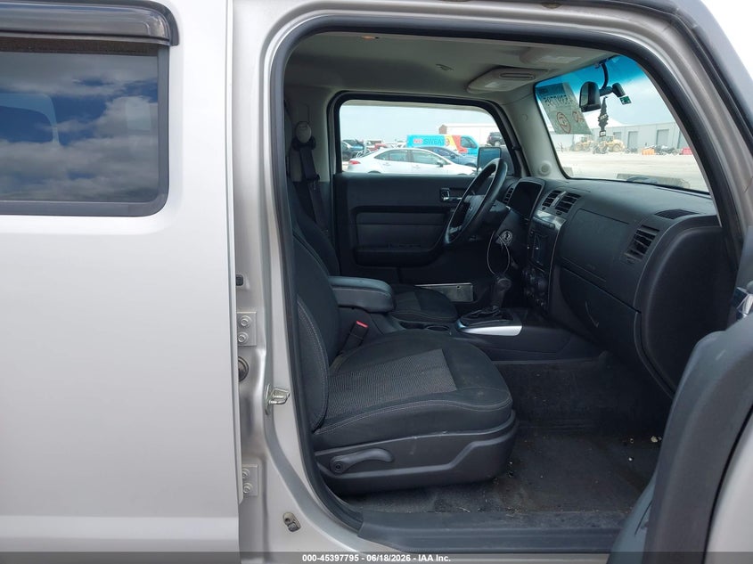 2006 Hummer H3 VIN 5GTDN136468297303 IAAI salvage auction — NORMAL WEAR, Original (Texas), sold $975 on 2026-07-09 (photo 5)