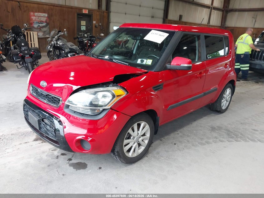 2013 Kia Soul VIN KNDJT2A64D7619627 IAAI salvage auction — LEFT FRONT, Mv-907A (New York), sold $700 on 2026-07-15 (photo 2)