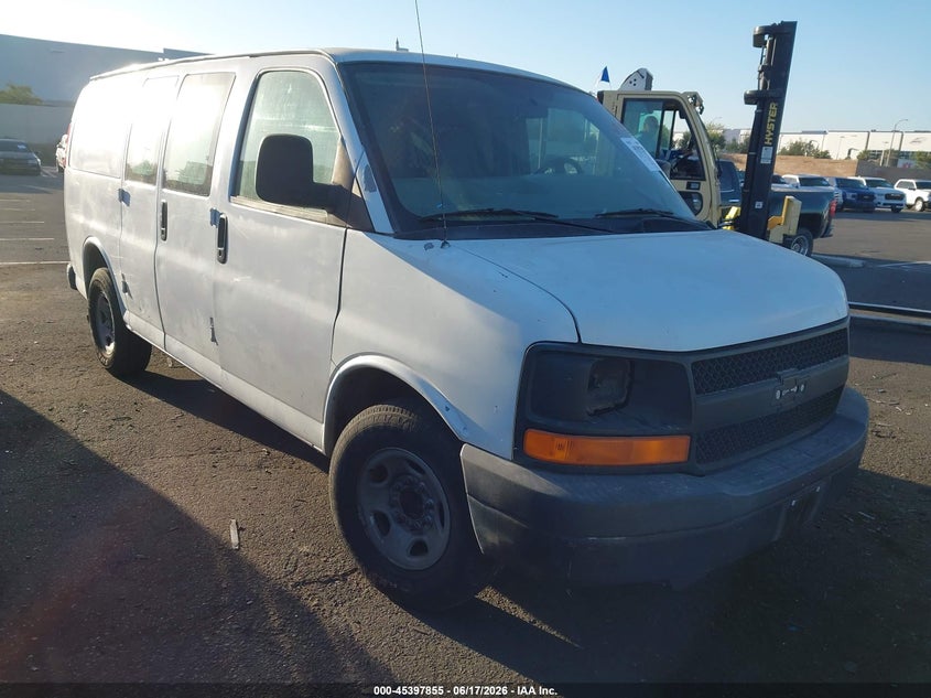 2007 Chevrolet Express 2500 VIN 1GCGG25V271240391 IAAI salvage auction — SIDE, Salvage Certificate (California), sold $1,150 on 2026-07-10 (photo 1)