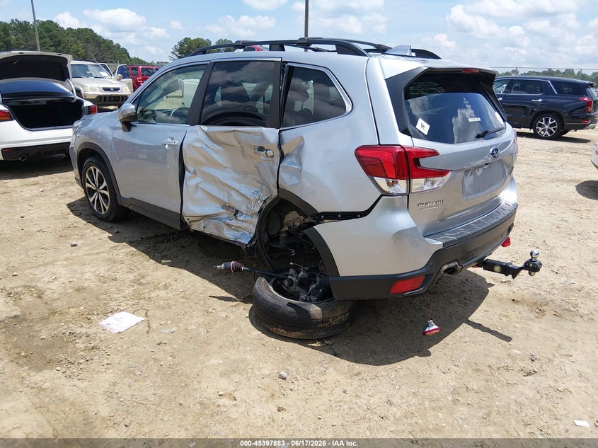 2021 Subaru Forester VIN JF2SKAUC8MH480956 IAAI salvage auction — SIDE, Salvage (Georgia), sold $5,000 on 2026-07-30 (photo 3)