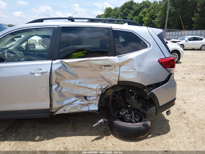 2021 Subaru Forester VIN JF2SKAUC8MH480956 IAAI salvage auction — SIDE, Salvage (Georgia), sold $5,000 on 2026-07-30 (photo 6)