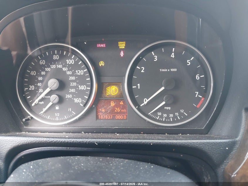 2007 BMW 3 series VIN WBAVC53567FZ74006 IAAI salvage auction — NORMAL WEAR, Clear (Florida), sold $25 on 2026-07-29 (photo 7)