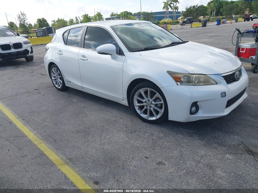 2012 Lexus Ct VIN JTHKD5BH2C2098758 IAAI salvage auction — NORMAL WEAR, Salvage Title, sold $4,900 on 2026-07-30 (photo 1)