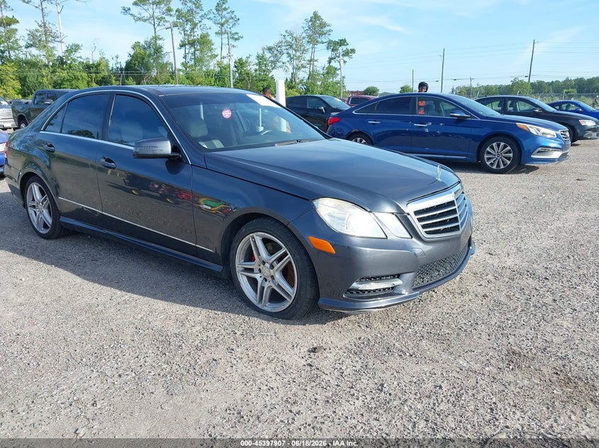 2012 Mercedes-benz E-klasse VIN WDDHF5KB1CA524274 IAAI salvage auction — REAR END, Wait Title, sold $2,050 on 2026-08-15 (photo 1)
