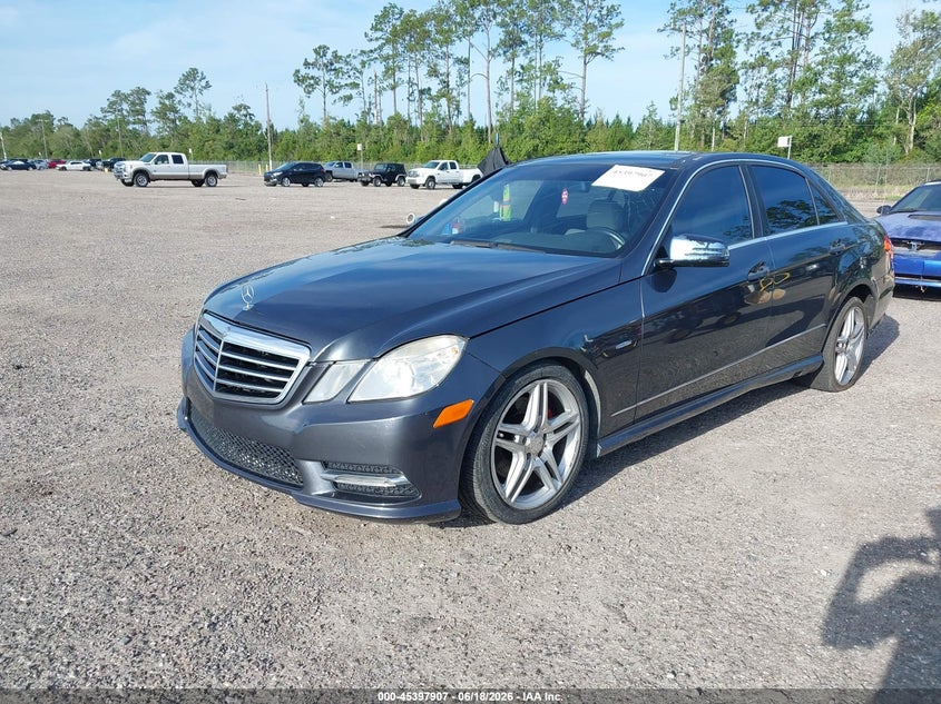 2012 Mercedes-benz E-klasse VIN WDDHF5KB1CA524274 IAAI salvage auction — REAR END, Wait Title, sold $2,050 on 2026-08-15 (photo 2)