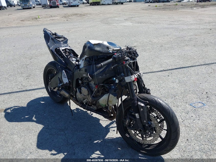 2014 Kawasaki Zx VIN JKBZXJF1XEA003357 IAAI salvage auction — FRONT & REAR, Salvage Title, sold $25 on 2026-07-22 (photo 1)