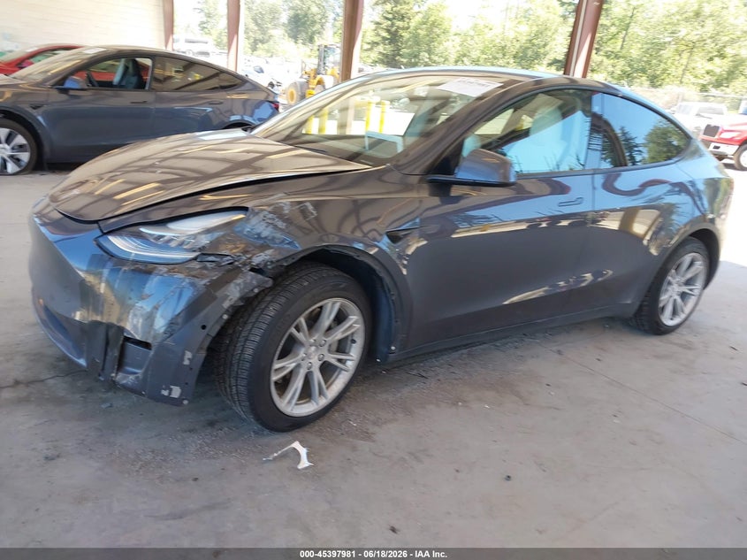 2020 Tesla Model y VIN 5YJYGDEE1LF018006 IAAI salvage auction — FRONT END, Salvage Title, sold $6,800 on 2026-07-23 (photo 2)