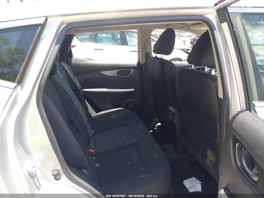 2017 Nissan Rogue VIN JN1BJ1CP7HW016261 IAAI salvage auction — FRONT END, Rebuildable (Florida), sold $1,675 on 2026-07-06 (photo 8)