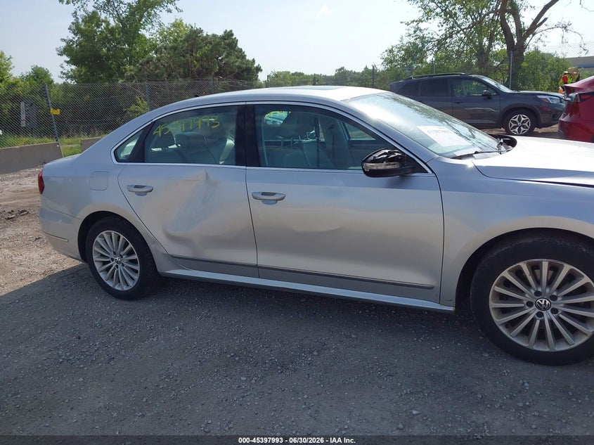 2017 Volkswagen Passat VIN 1VWBT7A31HC018712 IAAI salvage auction — SIDE, Clear (Wisconsin), sold $2,400 on 2026-07-09 (photo 6)