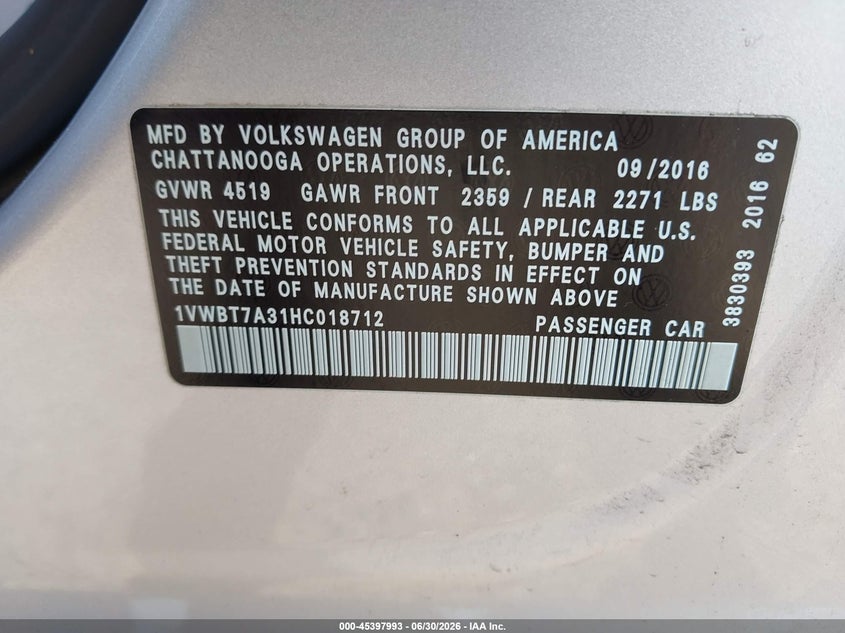 2017 Volkswagen Passat VIN 1VWBT7A31HC018712 IAAI salvage auction — SIDE, Clear (Wisconsin), sold $2,400 on 2026-07-09 (photo 9)