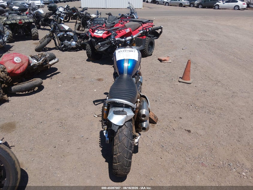 2020 Triumph motorcycle Scrambler VIN SMTD51HG2LT967367 IAAI salvage auction — FRONT END, Salvage (Arizona), sold $1,950 on 2026-09-11 (photo 6)