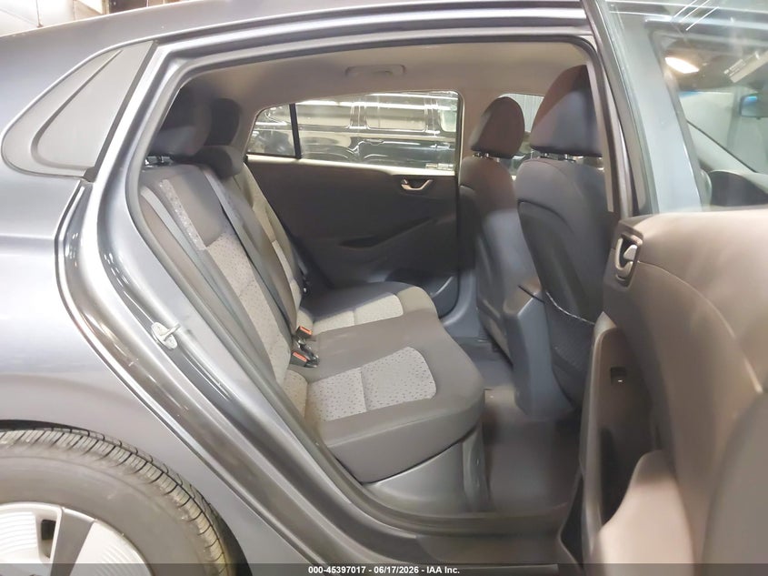 2019 Hyundai Ioniq hybrid VIN KMHC65LC9KU156964 IAAI salvage auction — NORMAL WEAR, Sf97 (New York), sold $9,475 on 2026-07-23 (photo 8)