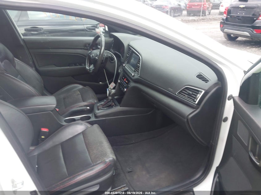 2017 Hyundai Elantra VIN KMHD04LB5HU355591 IAAI salvage auction — RIGHT REAR, Mv-907A (New York), sold $2,950 on 2026-07-21 (photo 5)