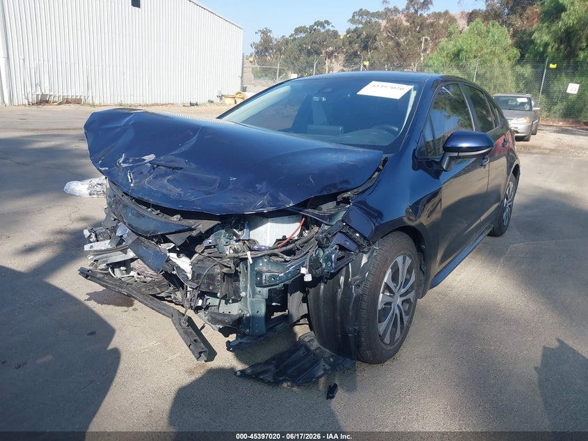 2022 Toyota Corolla VIN JTDEAMDE3NJ060954 IAAI salvage auction — FRONT END, Salvage (California), sold $2,100 on 2026-07-07 (photo 2)