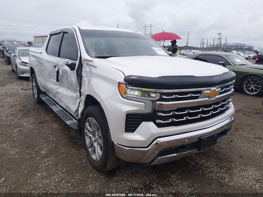 2025 Chevrolet Silverado VIN 3GCPAEED4SG194521 IAAI salvage auction — SIDE, Salvage Title, sold $17,800 on 2026-08-01 (photo 1)