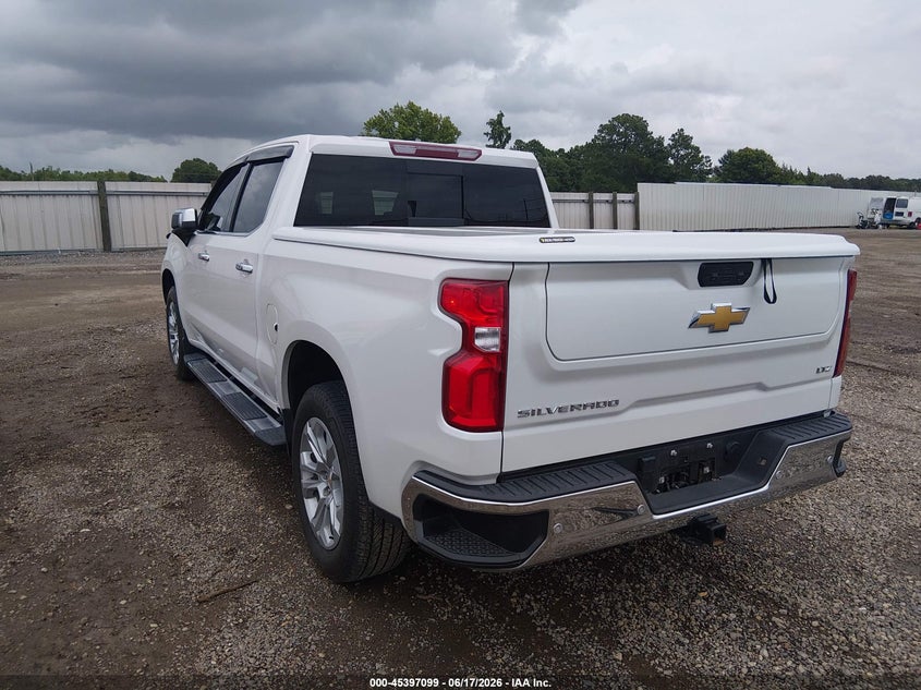 2025 Chevrolet Silverado VIN 3GCPAEED4SG194521 IAAI salvage auction — SIDE, Salvage Title, sold $17,800 on 2026-08-01 (photo 3)