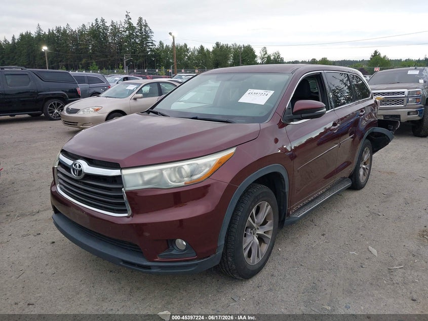 2016 Toyota Highlander VIN 5TDBKRFH7GS264361 IAAI salvage auction — REAR END, Bill Of Sale (Washington), sold $5,550 on 2026-07-22 (photo 2)