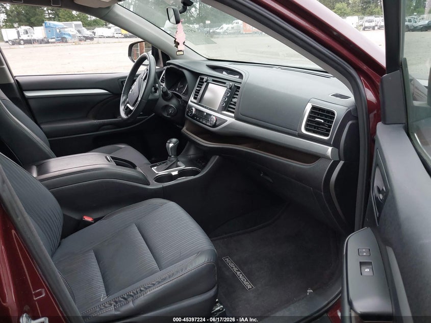 2016 Toyota Highlander VIN 5TDBKRFH7GS264361 IAAI salvage auction — REAR END, Bill Of Sale (Washington), sold $5,550 on 2026-07-22 (photo 5)