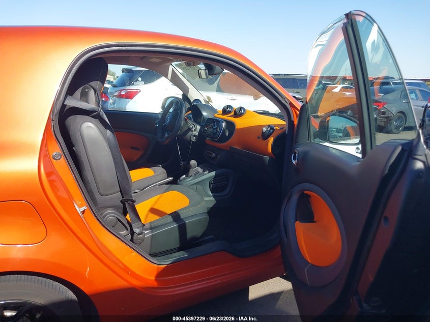 2016 Smart Fortwo VIN WMEFJ5DA2GK051930 IAAI salvage auction — FRONT END, Salvage (Arizona), sold $2,500 on 2026-07-07 (photo 5)