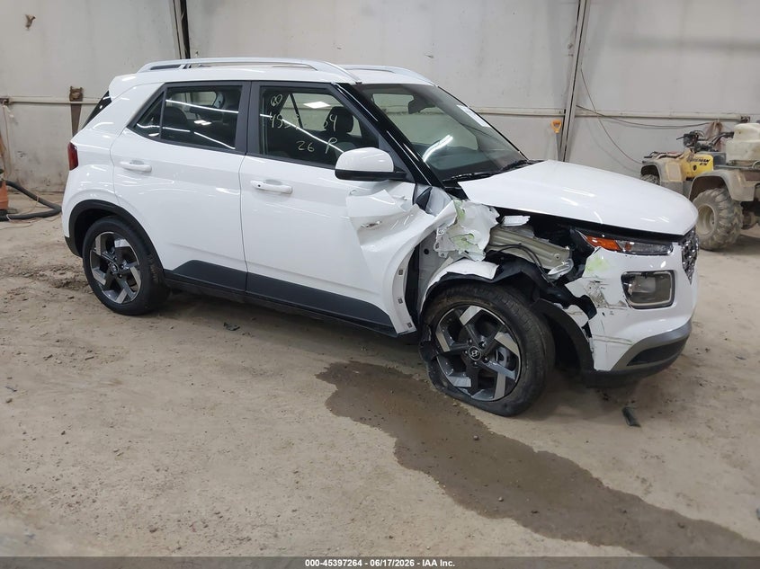 2026 Hyundai Venue VIN KMHRC8A30TU421747 IAAI salvage auction — RIGHT FRONT, Salvage Title, sold $6,200 on 2026-07-30 (photo 1)